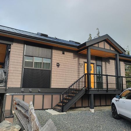 Wild Coast Wilderness Resort Port Renfrew Exterior foto