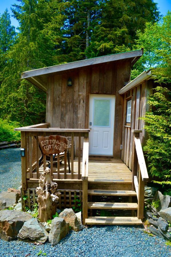 Wild Coast Wilderness Resort Port Renfrew Exterior foto