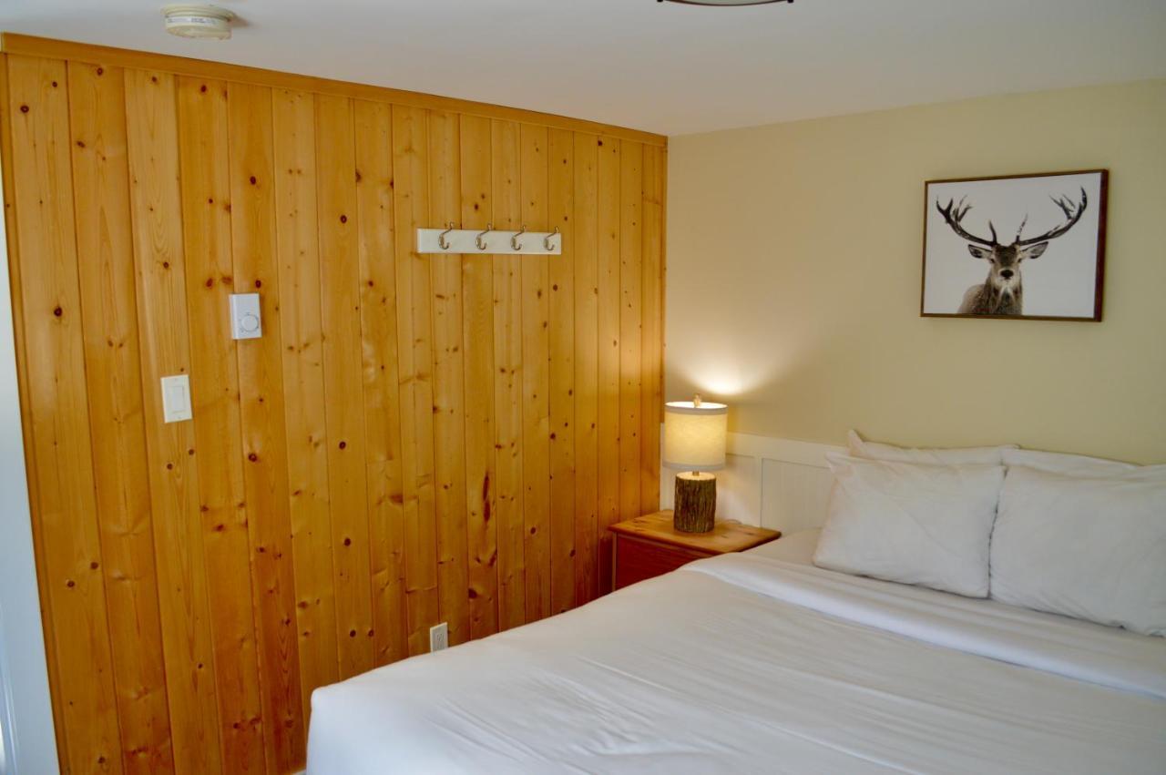 Wild Coast Wilderness Resort Port Renfrew Exterior foto