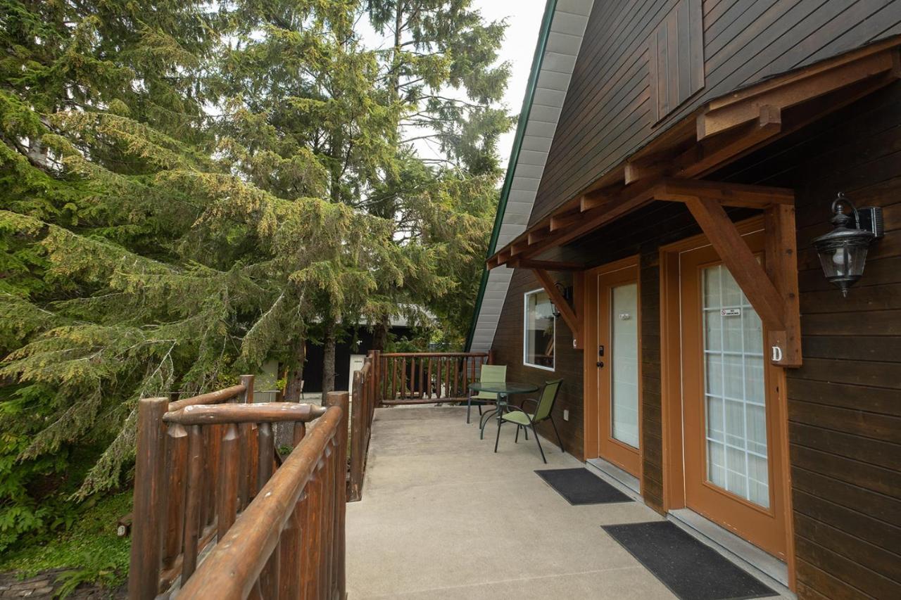 Wild Coast Wilderness Resort Port Renfrew Exterior foto