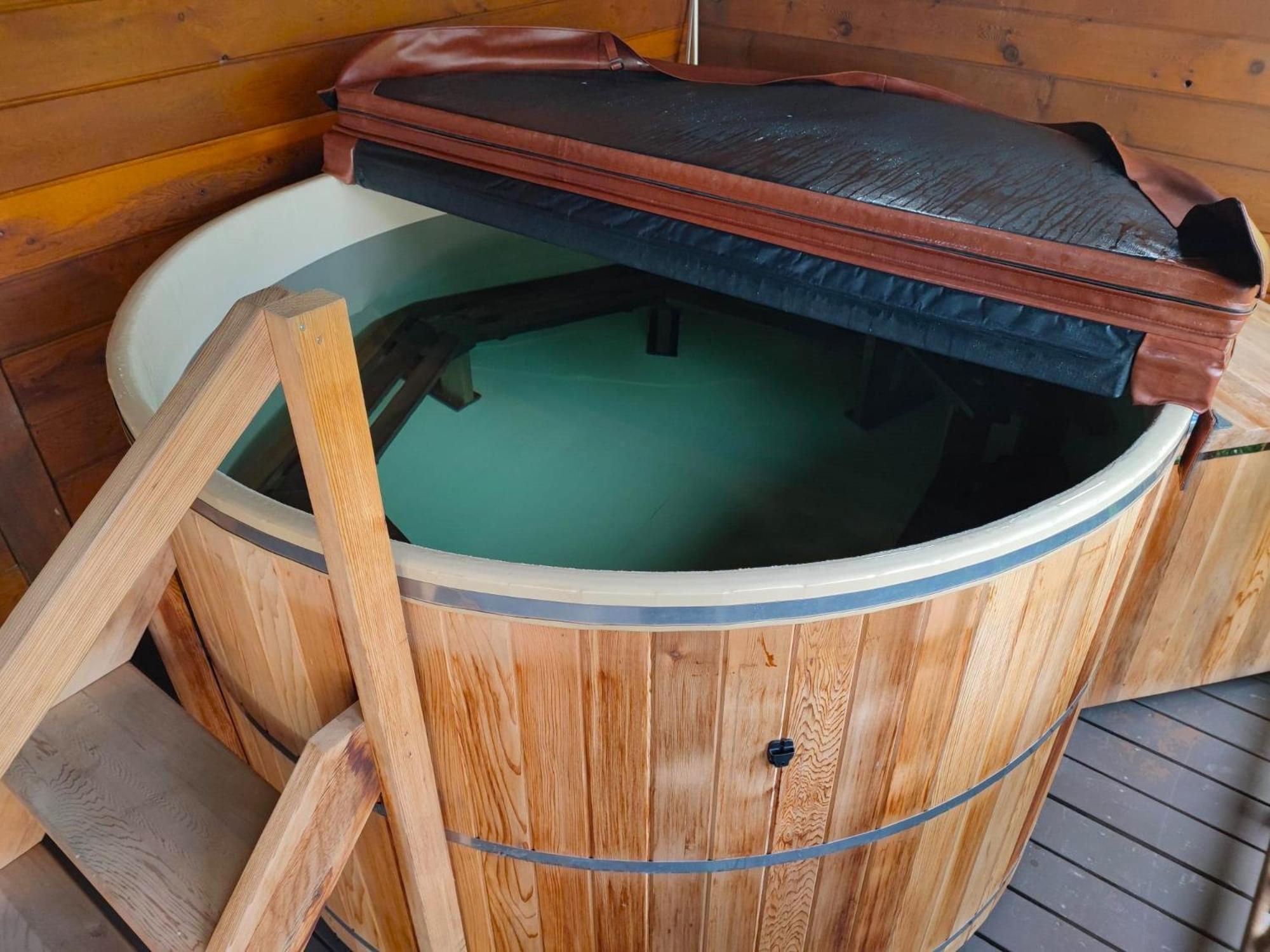 Wild Coast Wilderness Resort Port Renfrew Exterior foto