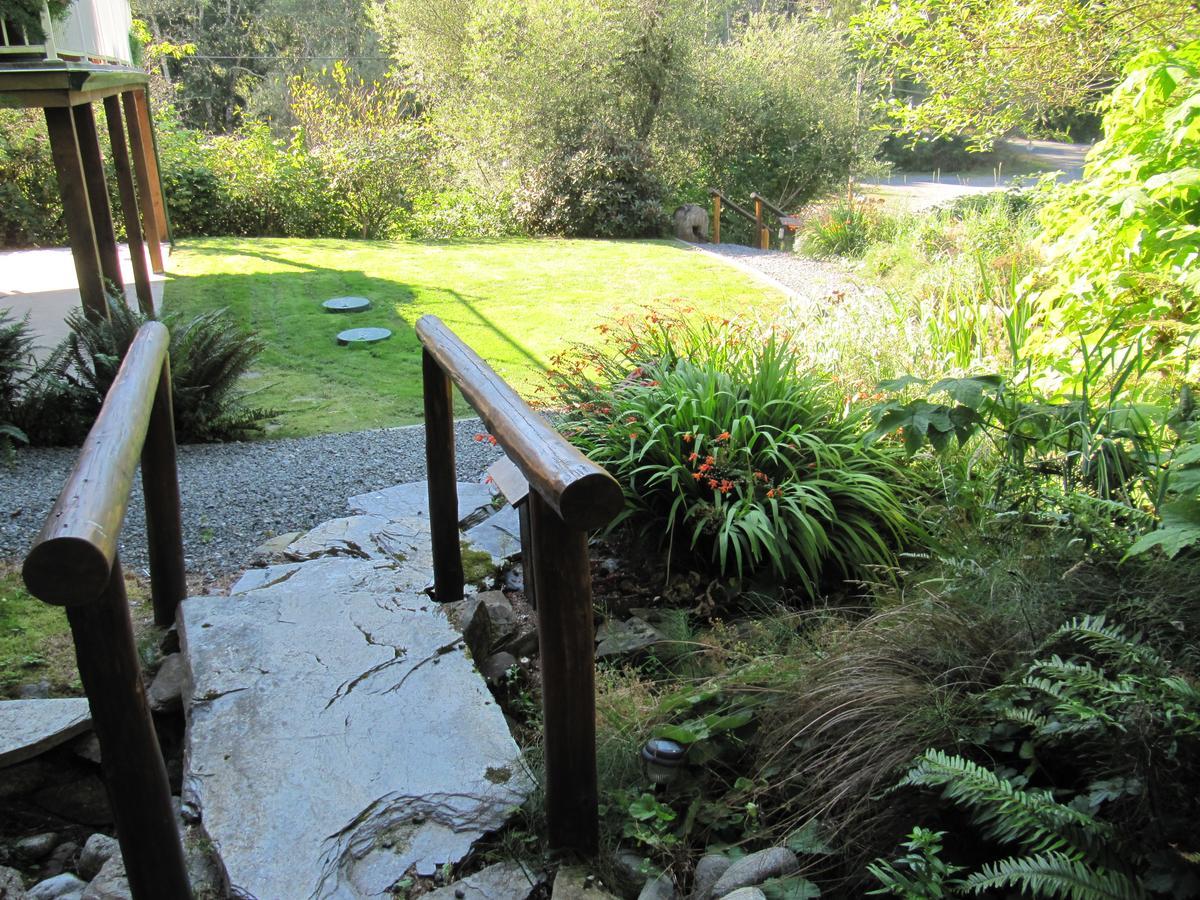 Wild Coast Wilderness Resort Port Renfrew Exterior foto